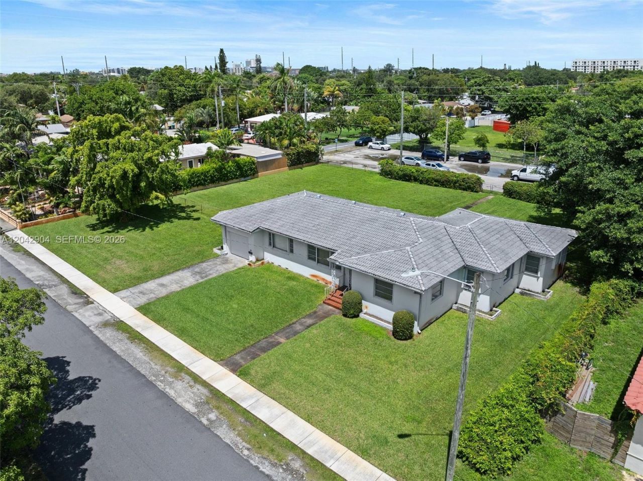 20 SW 4th St , Dania Beach, FL 33004 Photo