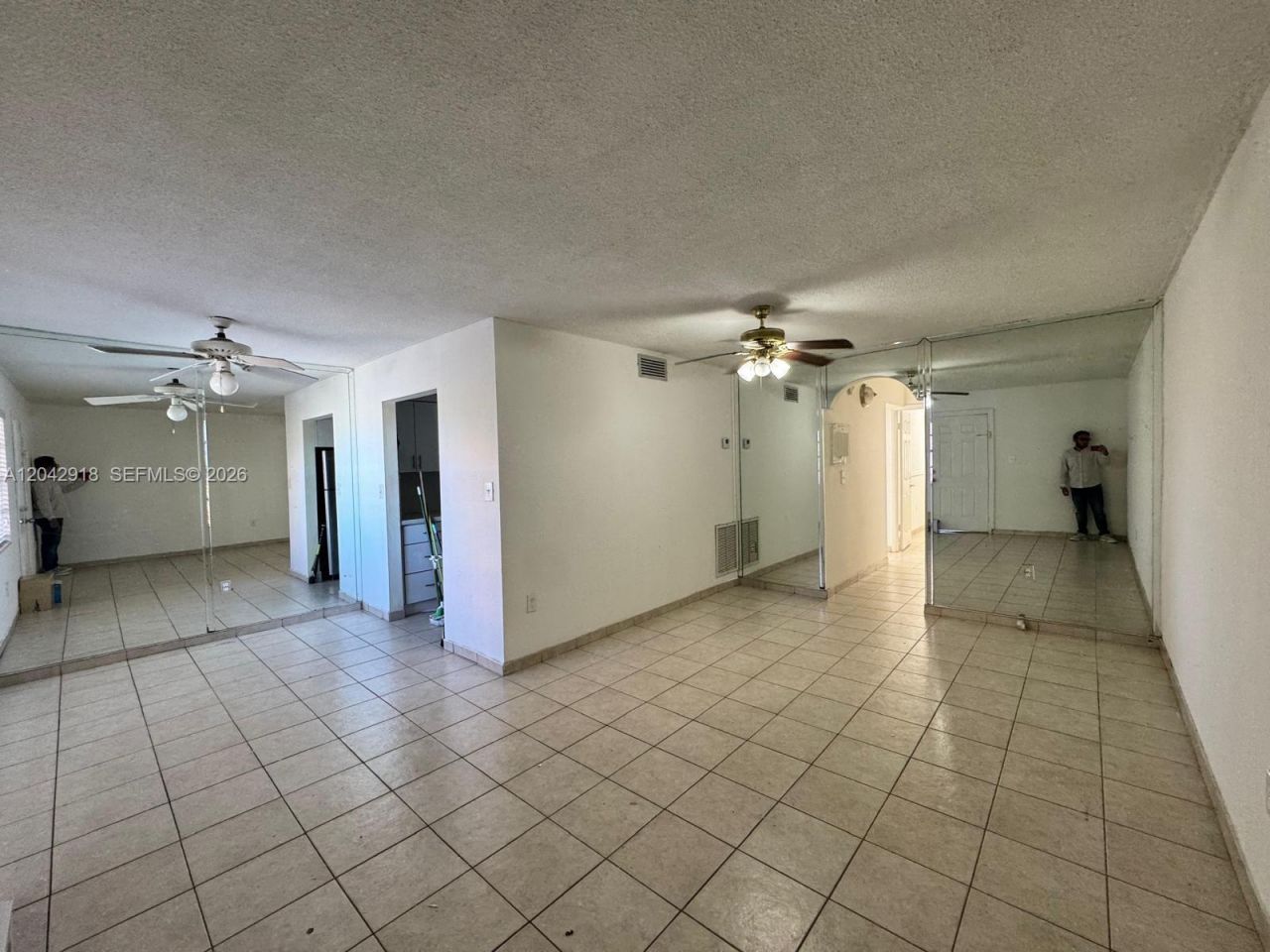 6675 W 4th Ave , Unit 310, Hialeah, FL 33012 Photo