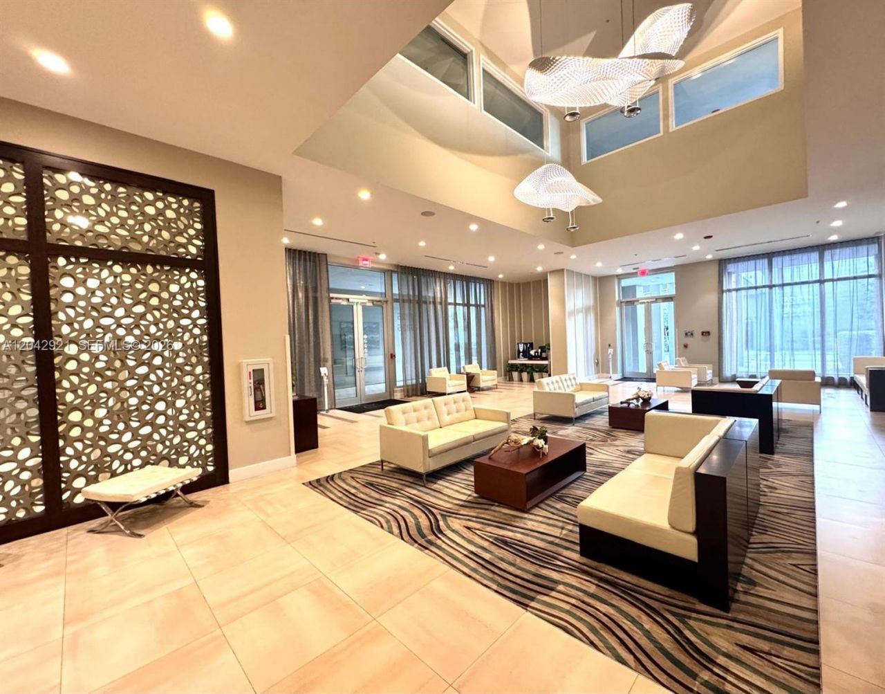 7825 NW 107th Ave, Unit 706, Doral, FL 33178 Photo