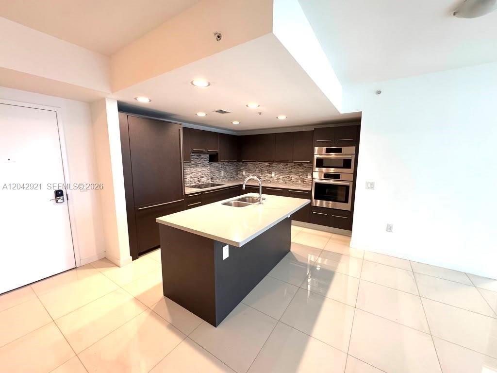 7825 NW 107th Ave, Unit 706, Doral, FL 33178 Photo