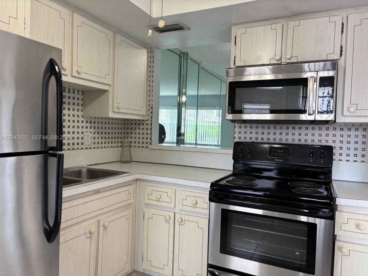 1333 E Hallandale Beach Blvd , Unit 134, Hallandale Beach, FL 33009 Photo