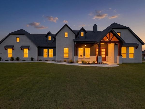 176 County Road 4615, Wolfe City, TX 75496