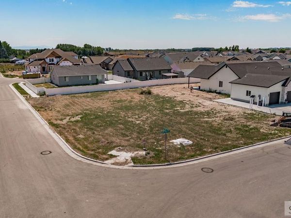 444 Saddle Rock Lane, IDAHO FALLS, ID 83401