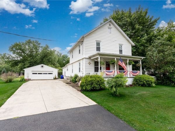 2682 New Road, Ransomville, NY 14131