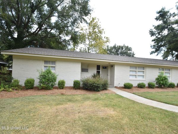 408 E Park Avenue, Greenwood, MS 38930
