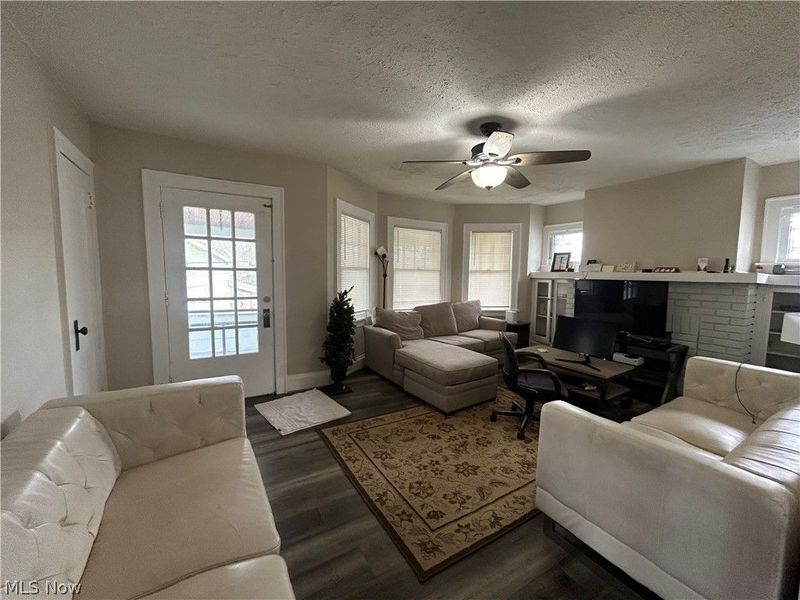 10323 Linnet Avenue, Cleveland, OH 44111 Photo 3