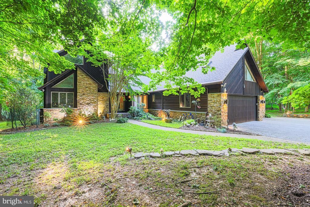 17 MONTVIEU COURT, COCKEYSVILLE, MD 21030