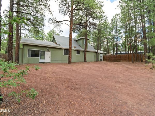 661 N 30th Avenue, Show Low, AZ 85901
