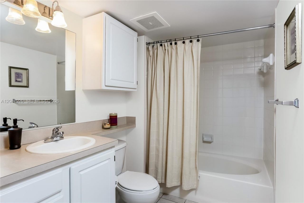 2665 SW 37th Ave, Unit 1404, Miami, FL 33133 Photo