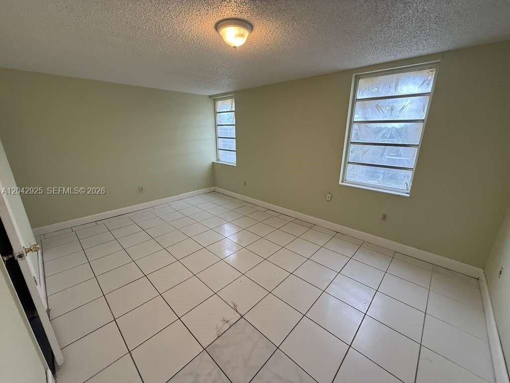 1900 W 68th St , Unit G308, Hialeah, FL 33014 Photo