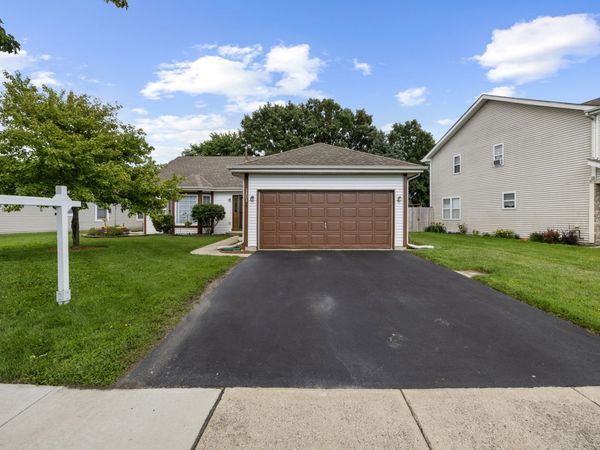 3803 Hennepin Drive, Joliet, IL 60431