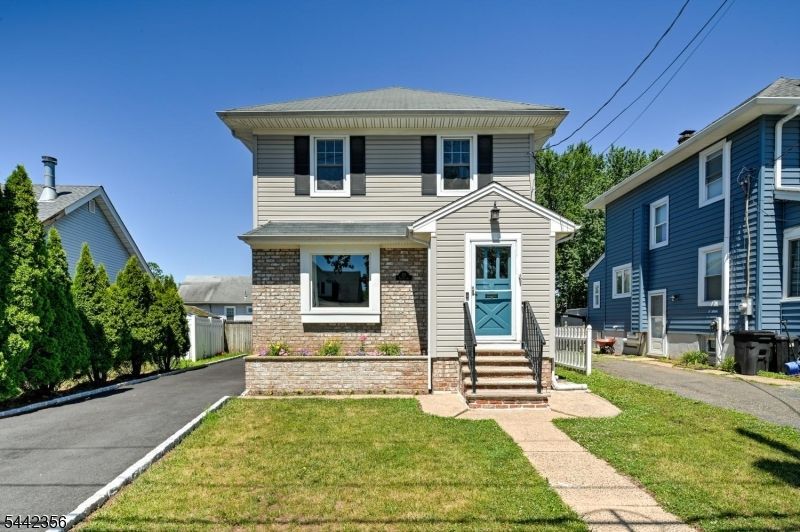 123 Eastern Ave, Somerville, NJ 08876 Main Photo