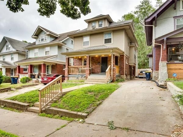 831 W 39th Terrace, Kansas City, MO 64111
