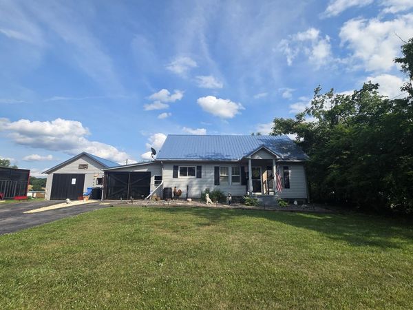 319 Old Stage Road, Surgoinsville, TN 37873