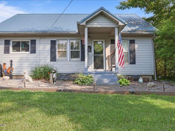 319 Old Stage Road, Surgoinsville, TN 37873