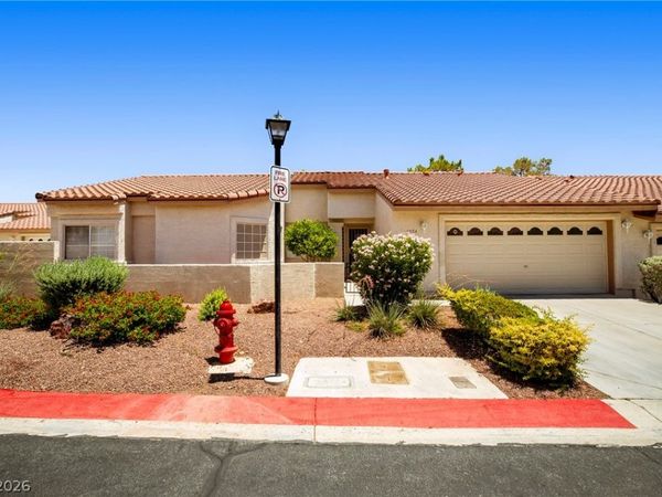 1904 Bradbury Circle , Las Vegas, NV 89128