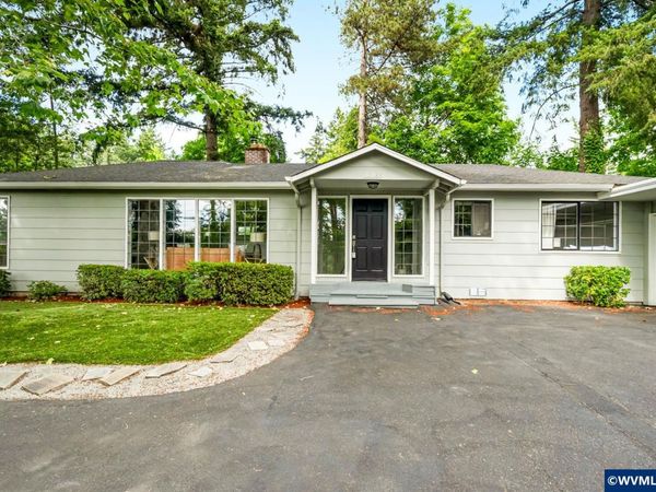 10165 SW Walker Rd, Beaverton, OR 97005