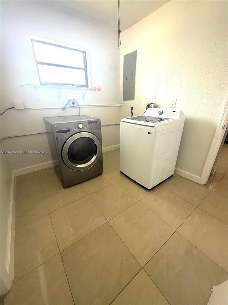 Please Call For Address, Unit Front, Miami, FL 33125 Photo