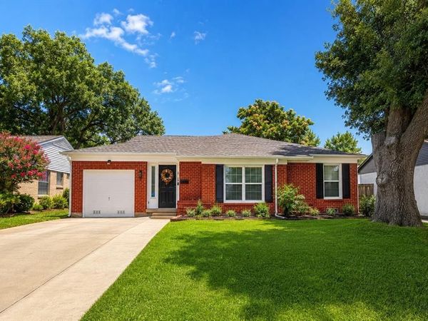 1818 N Plymouth Drive N, Irving, TX 75061