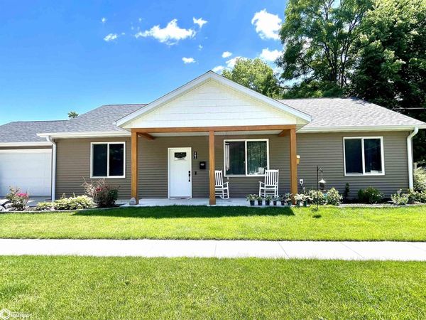502 N H Street, Oskaloosa, IA 52577