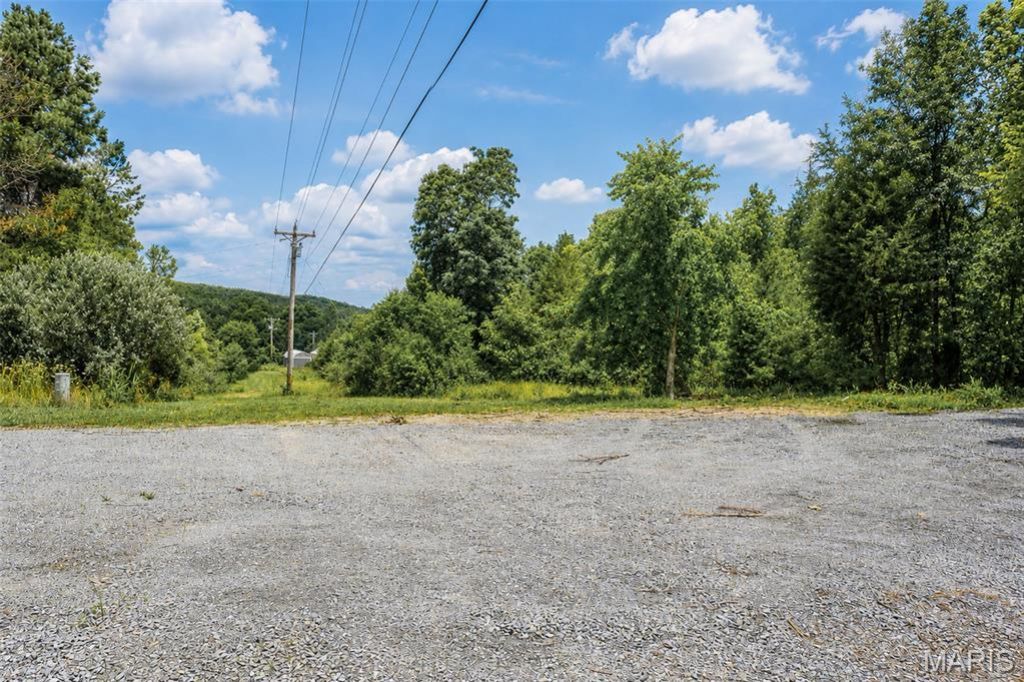 1731 Hwy H, Fredericktown, MO 63645 Main Photo