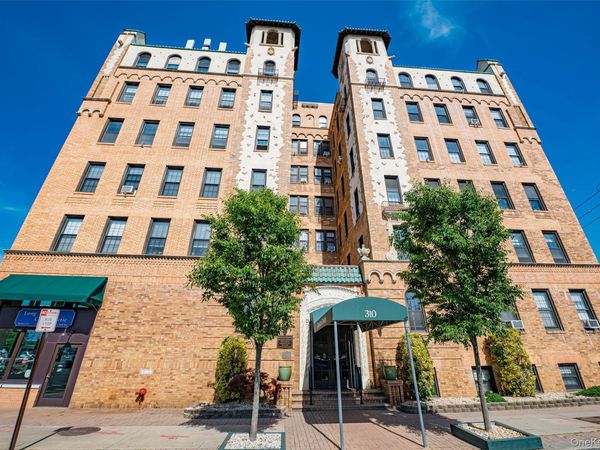 310 Riverside Boulevard , Unit 3i, Long Beach, NY 11561