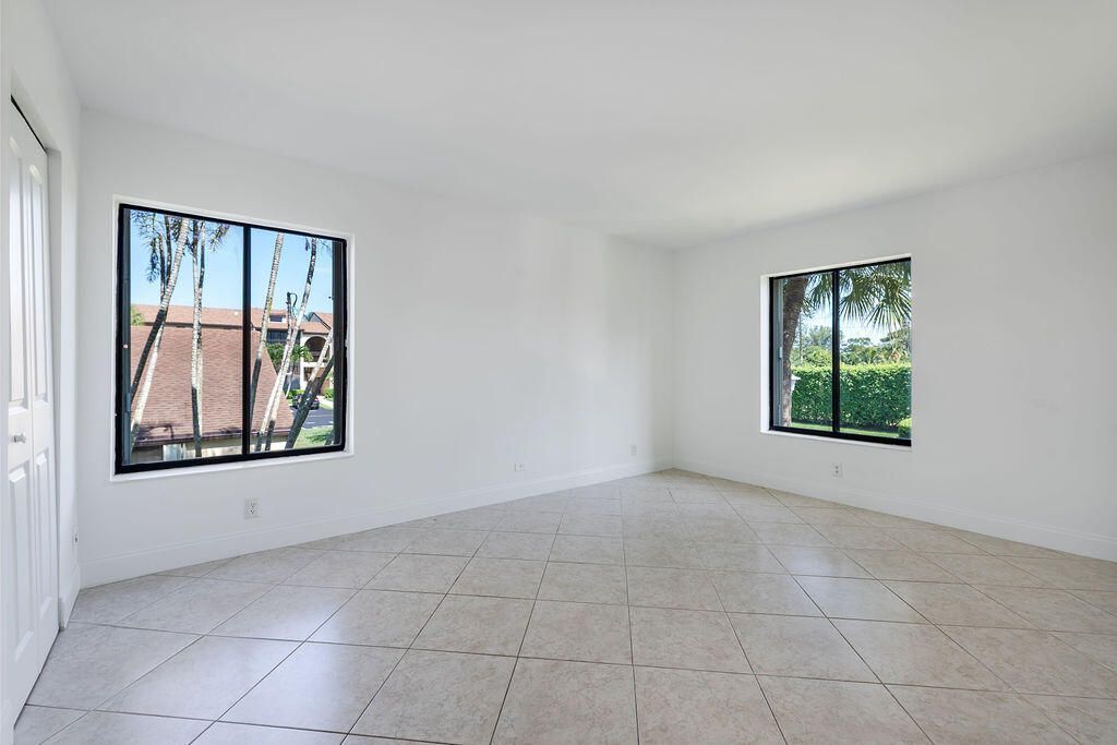 617 Sea Pine Way, Unit D2, Greenacres, FL 33415 Photo