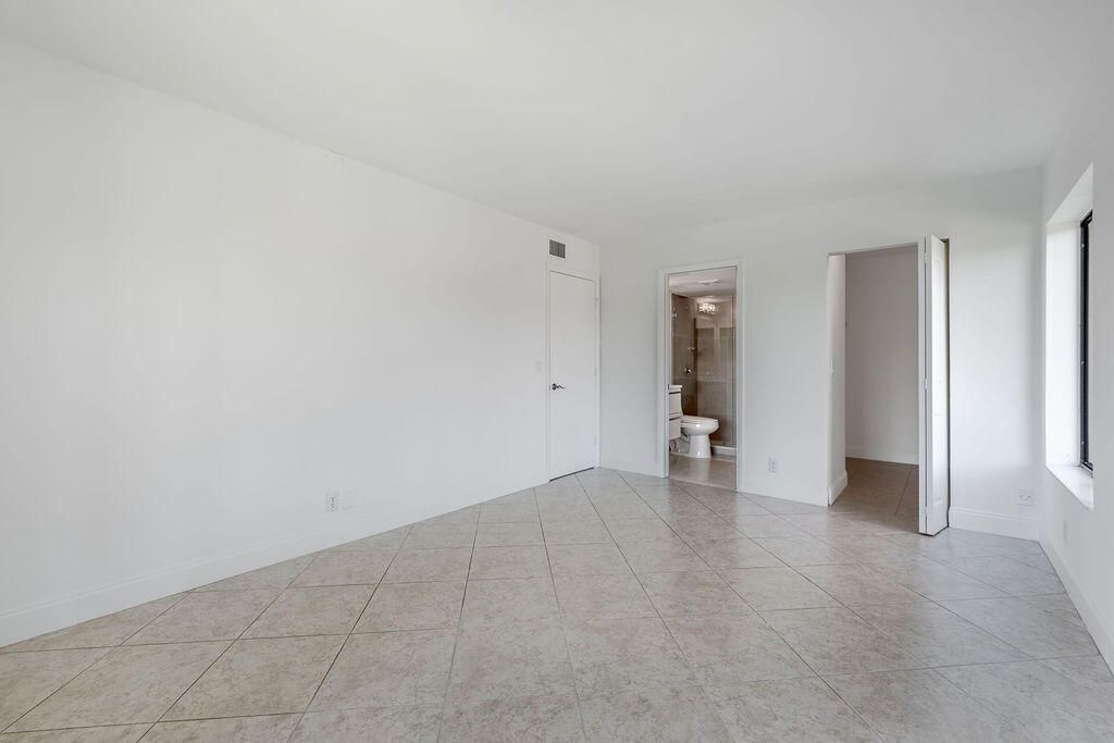 617 Sea Pine Way, Unit D2, Greenacres, FL 33415 Photo