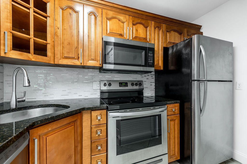 617 Sea Pine Way, Unit D2, Greenacres, FL 33415 Photo