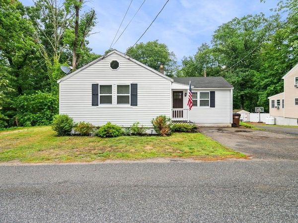 83 Lakeshore Dr, Georgetown, MA 01833