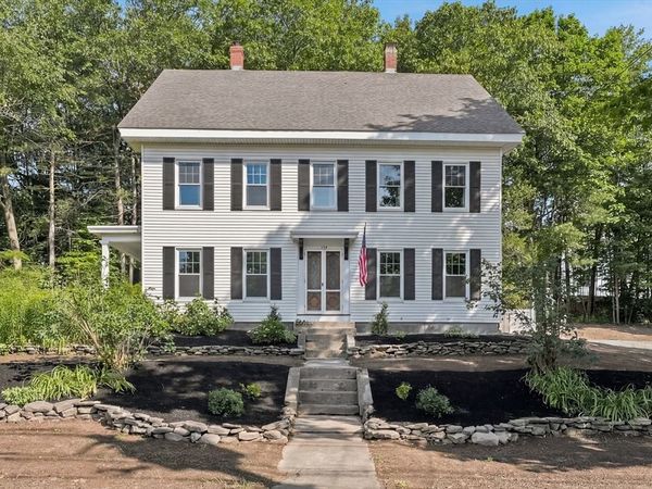 179 Main St, Groveland, MA 01834