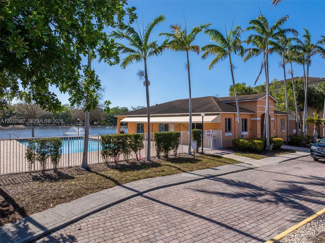 3690 N 56th Ave , Unit 948, Hollywood, FL 33021 Photo