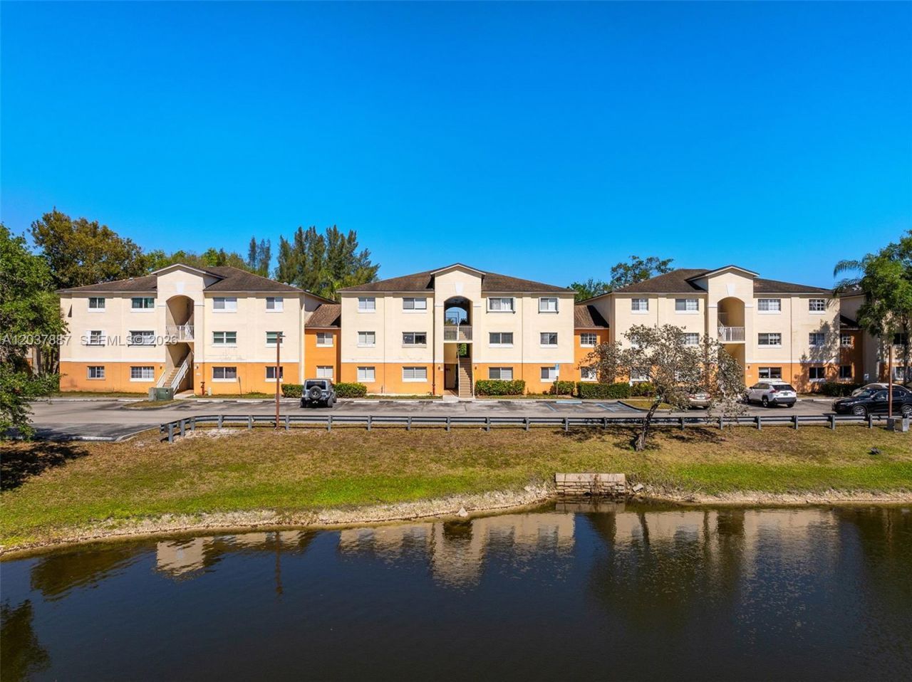 3690 N 56th Ave , Unit 948, Hollywood, FL 33021 Photo