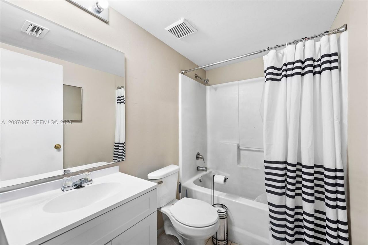 3690 N 56th Ave , Unit 948, Hollywood, FL 33021 Photo