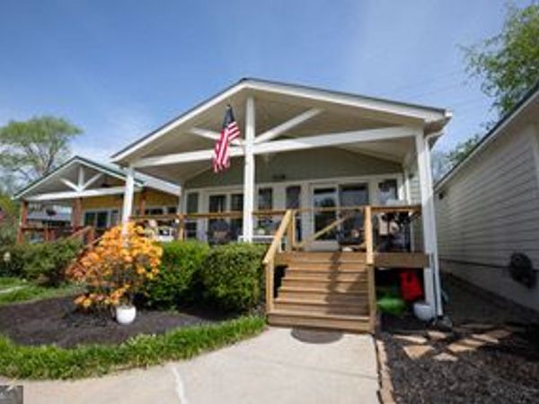 44 Chalet Lane, Hiawassee, GA 30546