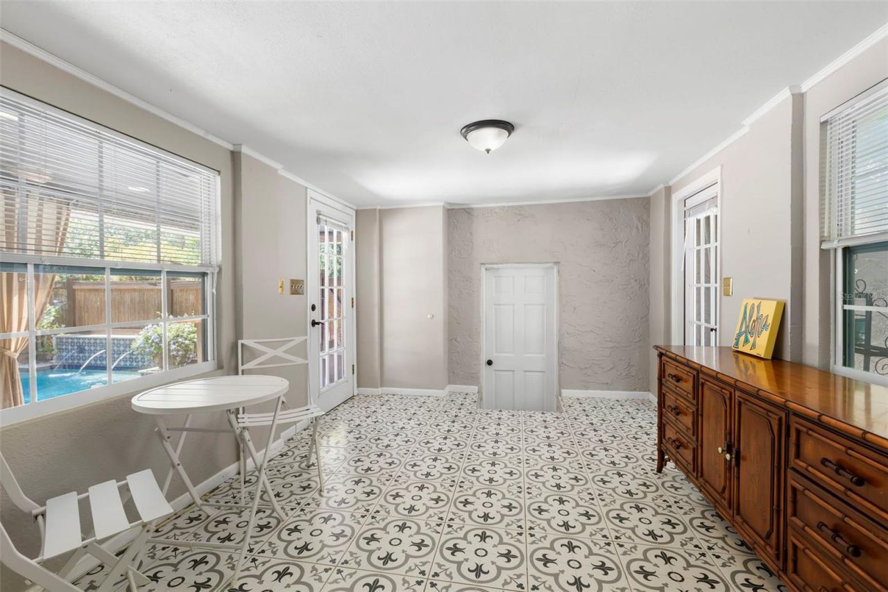 1125 11th Avenue Ne, Saint Petersburg, FL 33705 Photo
