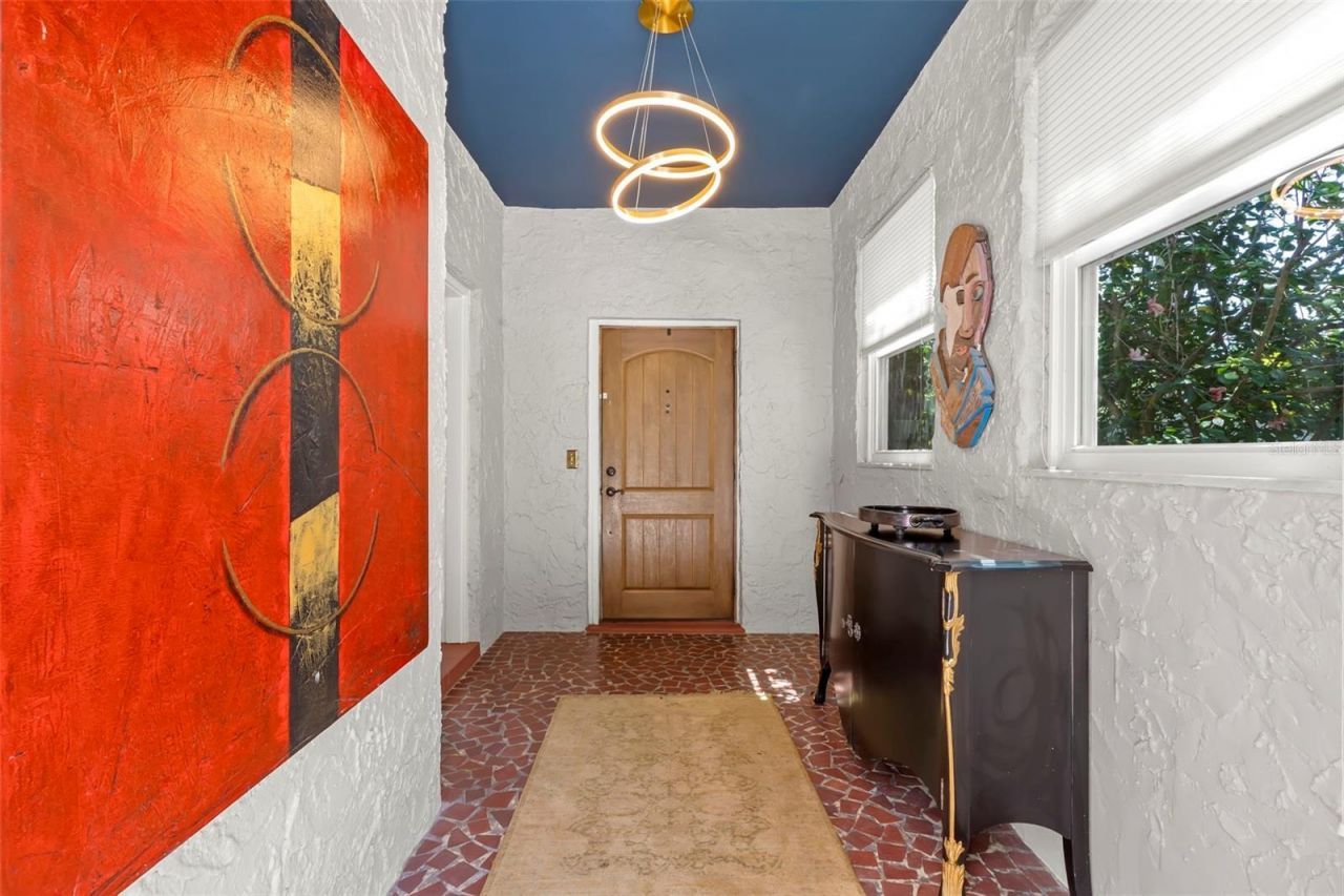 1125 11th Avenue Ne, Saint Petersburg, FL 33705 Photo