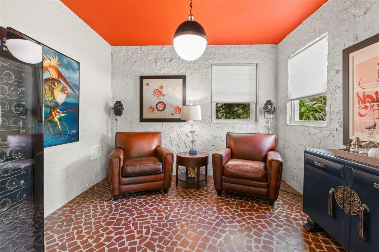 1125 11th Avenue Ne, Saint Petersburg, FL 33705 Photo