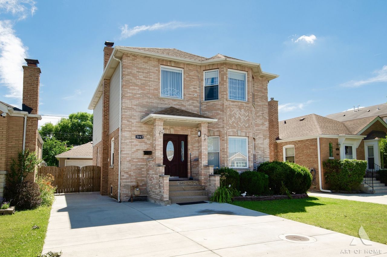 5049 N Neva Avenue, Chicago, IL 60656 Main Photo