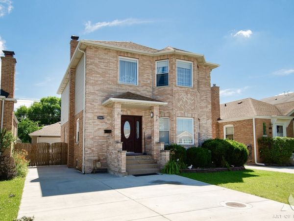 5049 N Neva Avenue , Chicago, IL 60656