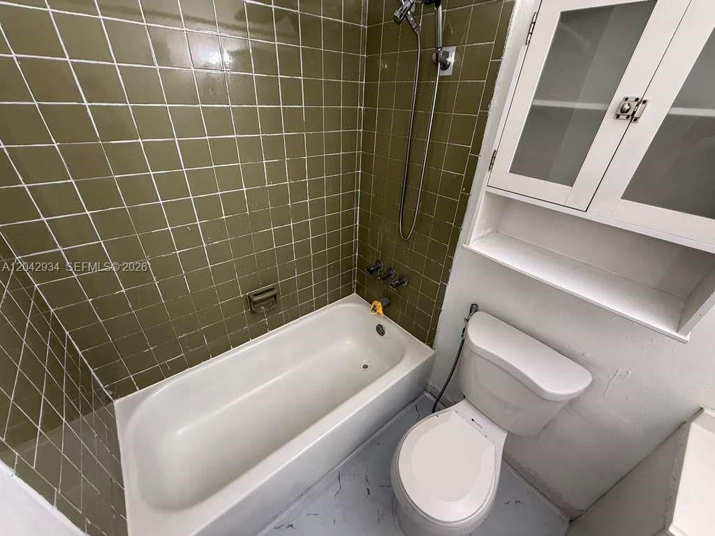 4370 NW 11th St , Unit 214, Miami, FL 33126 Photo