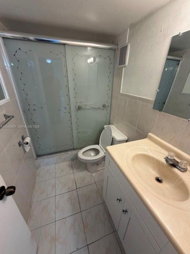 6070 W 19th Ave, Unit 314, Hialeah, FL 33012 Photo