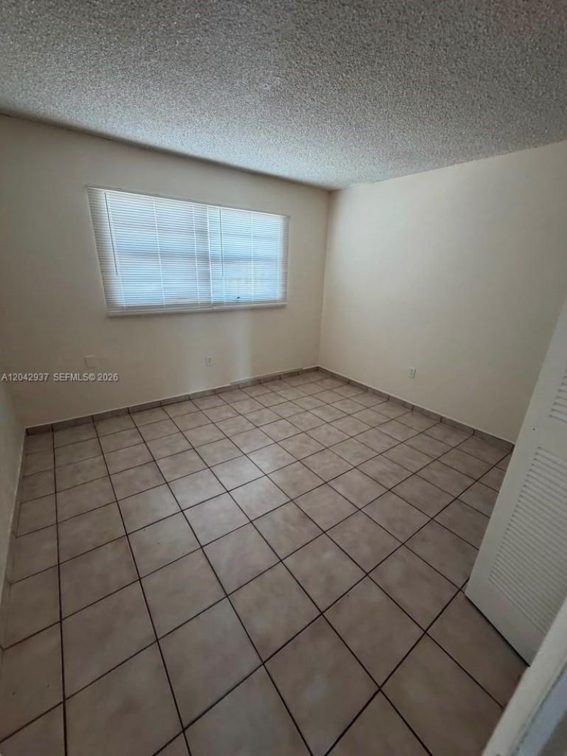 6070 W 19th Ave, Unit 314, Hialeah, FL 33012 Photo