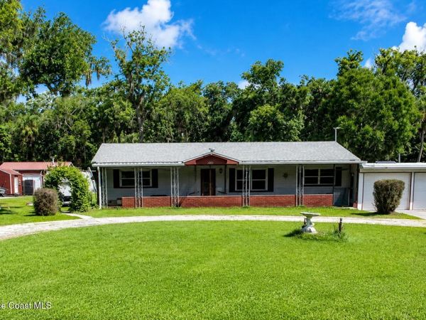 156 River Park Boulevard , Titusville, FL 32780