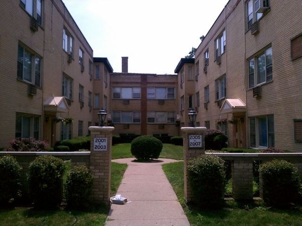 2001 W Touhy Avenue , Unit 301, Chicago, IL 60645
