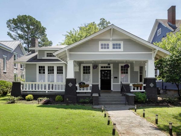 702 Nashville Ave, Sheffield, AL 35660