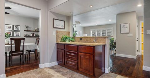 50 W Yorkshire Dr, Stockton, CA 95207 Photo