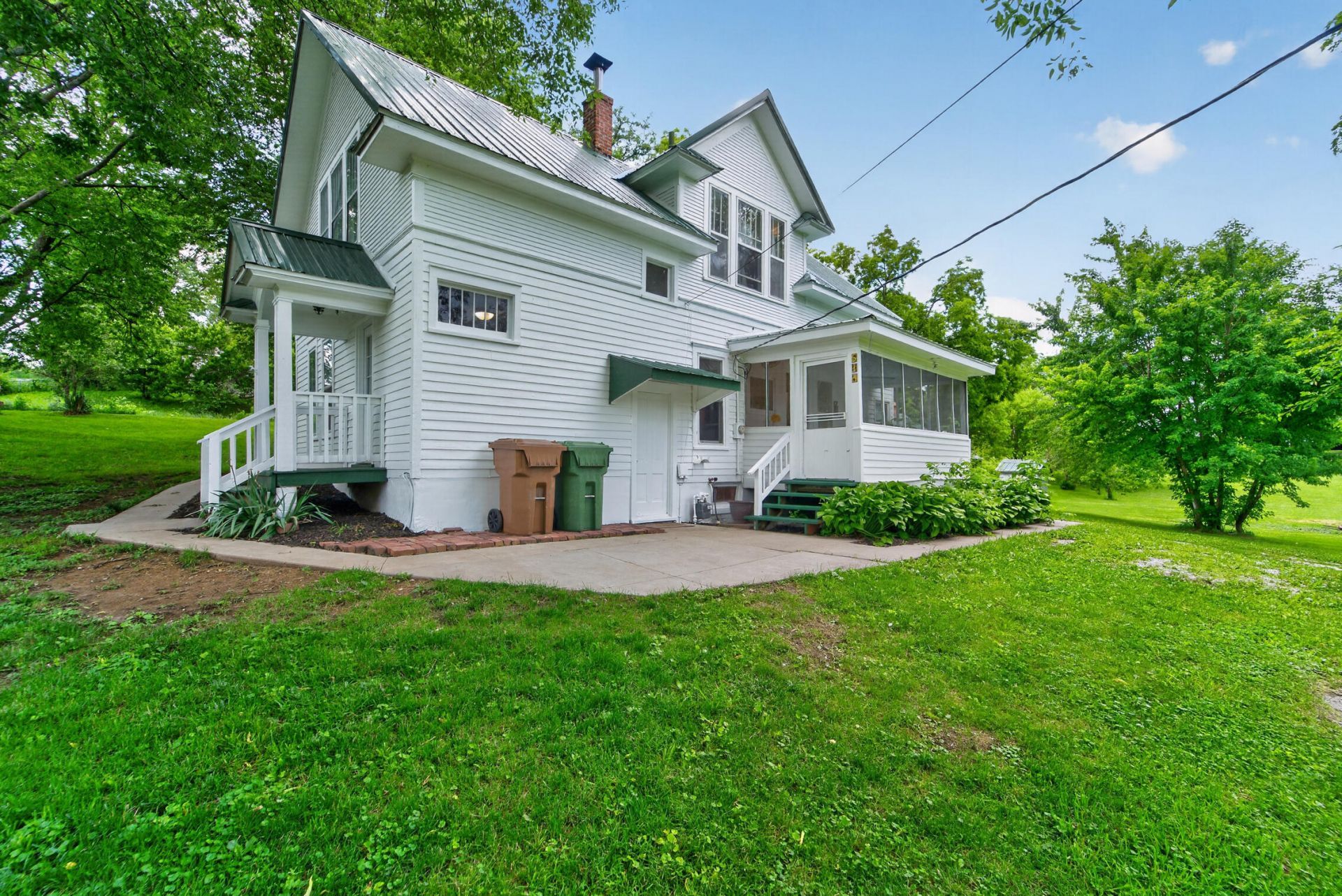 514 3rd Street, Silver City, IA 51571 Main Photo