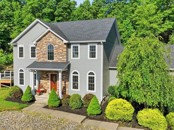 34 Bissonnette Cir, Southampton, MA 01073