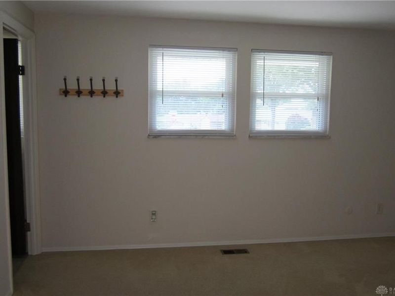 4902 Birchview Court, Huber Heights, OH 45424 Photo 23